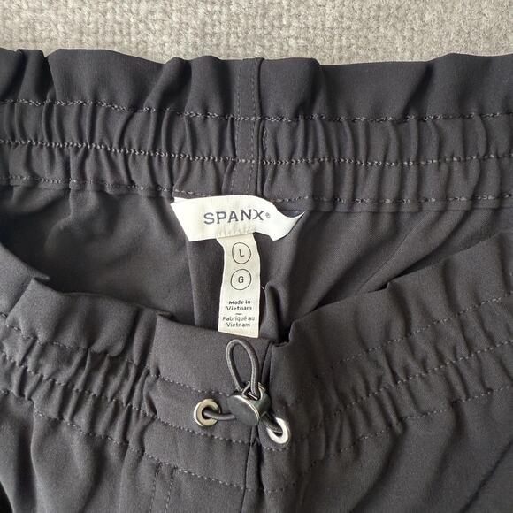 Spanx Pants Womens Large Black Cargo Jogger Elastic Waist Bungee Cuffs Stretch - Picture 4 of 12